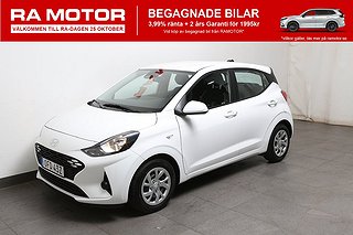 Halvkombi Hyundai i10 1 av 17