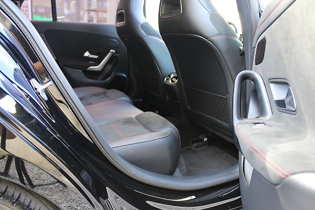 Mercedes-Benz CLA200 d 2020 - miniatyr 23