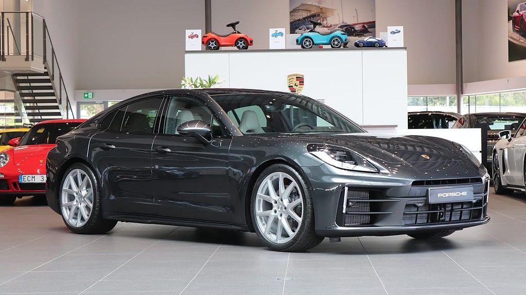Porsche Panamera 4 Dragkrok