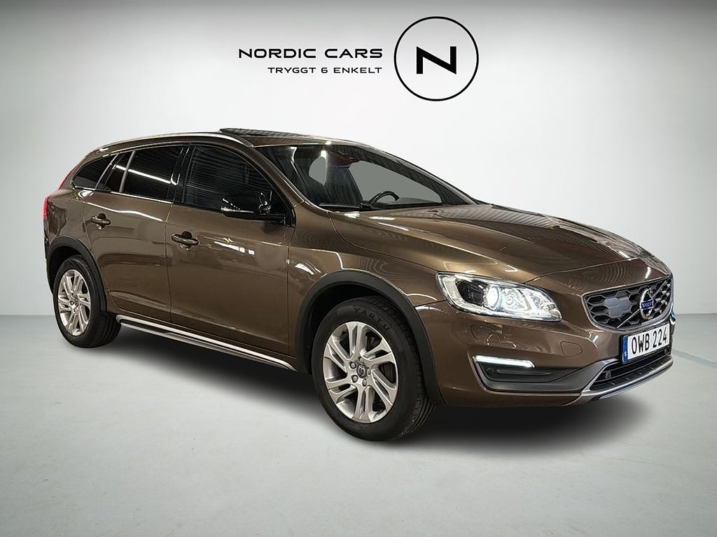 Volvo V60 Cross Country D3 Geartronic Summum 150 HK Drag Keyless Taklucka Navi