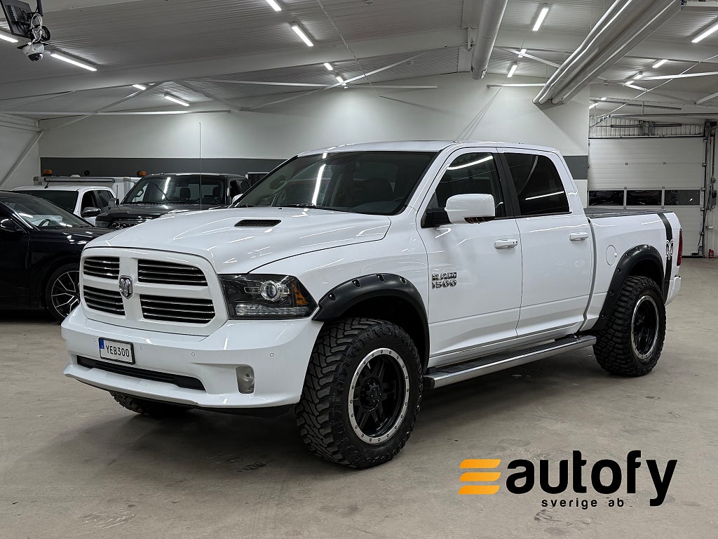 Dodge RAM Crew Cab 5.7 V8 HEMI 4x4 SPORT MUDDERS FLAKLOCK EU6