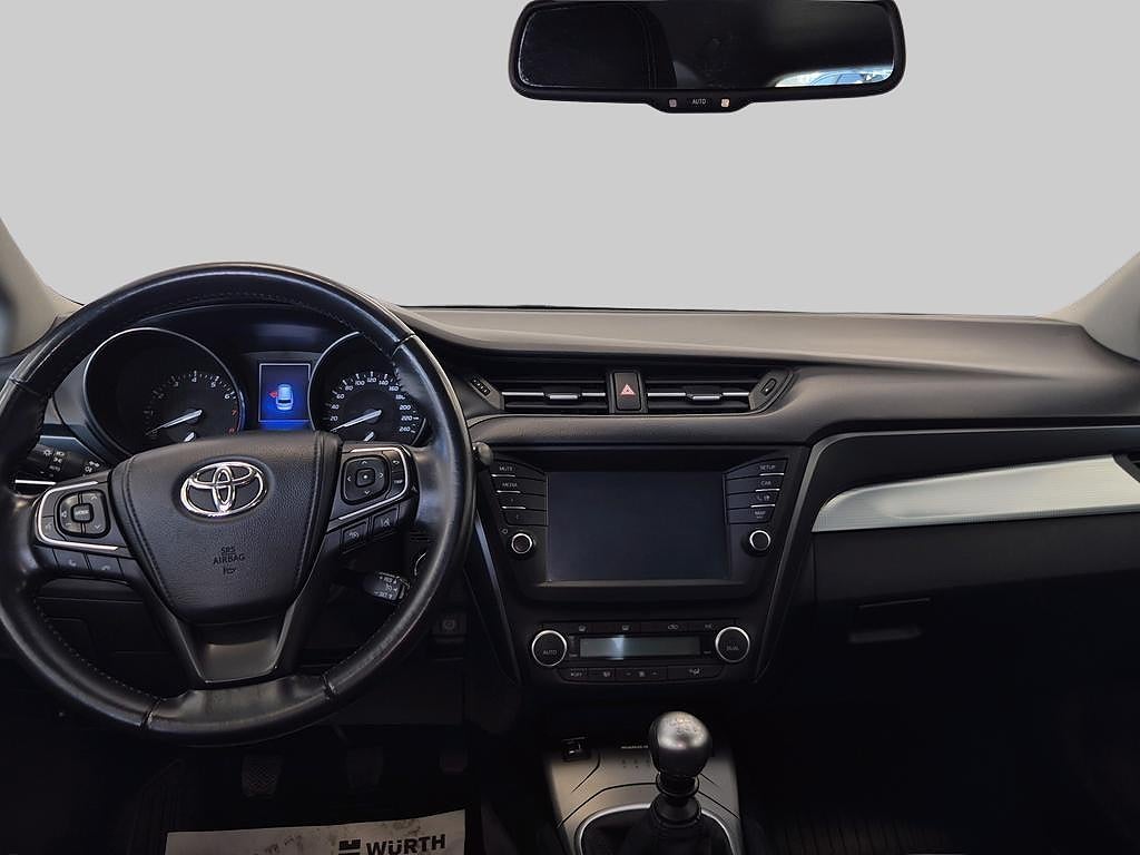 Toyota Avensis 2015 - miniatyr 8