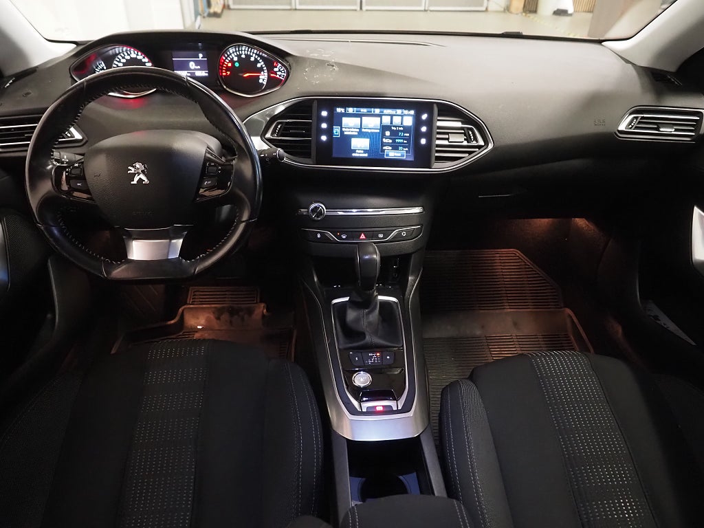 Peugeot 308 SW 1.2 130hk Allure Automat Drag PDC Keyless 2015