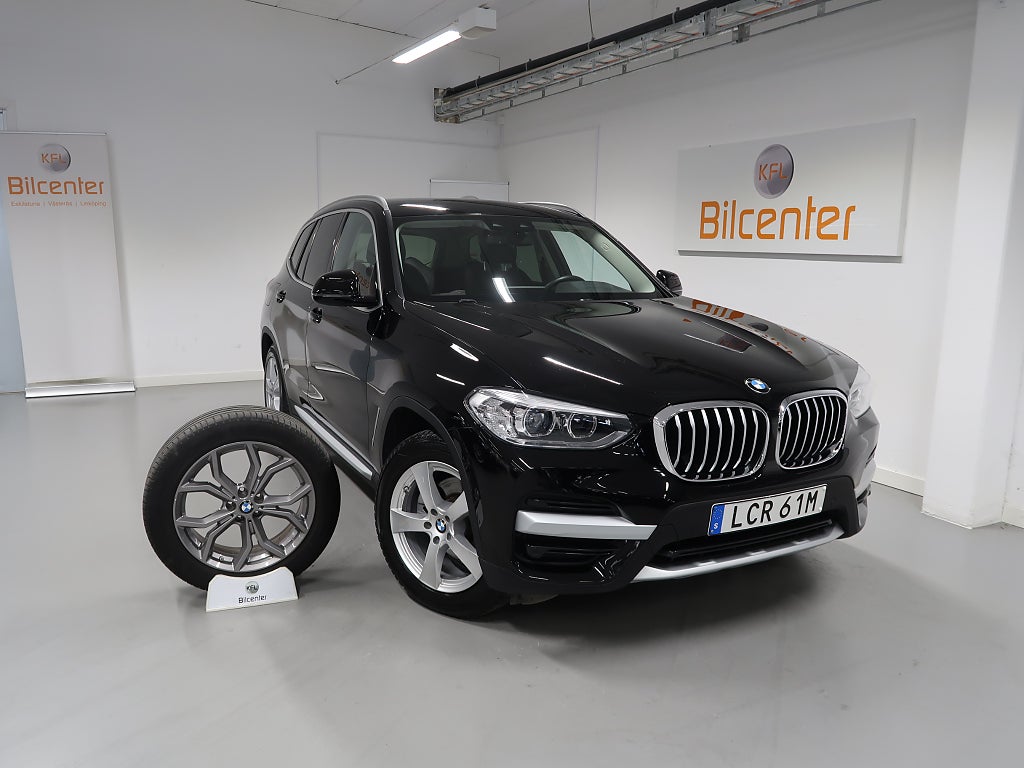 BMW X3 *KFL 10 år 2,99%* xDrive20d V-Däck ingår Kamera-Värmare-CarPlay