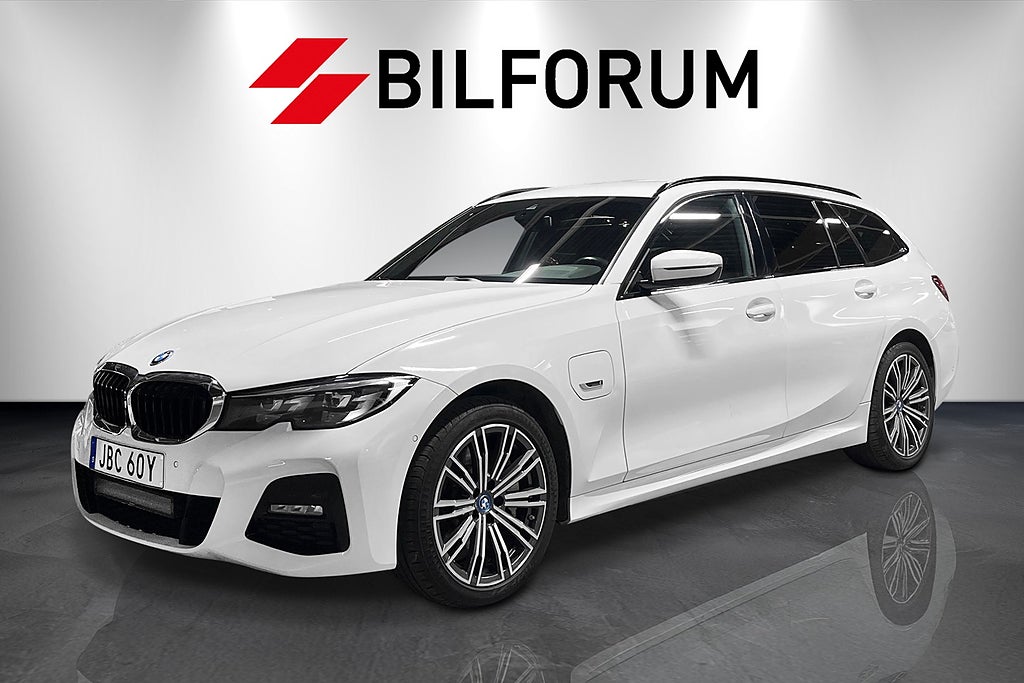 BMW 330e xDrive Touring M-SPORT / NAVI / DRAG / BACKKAMERA