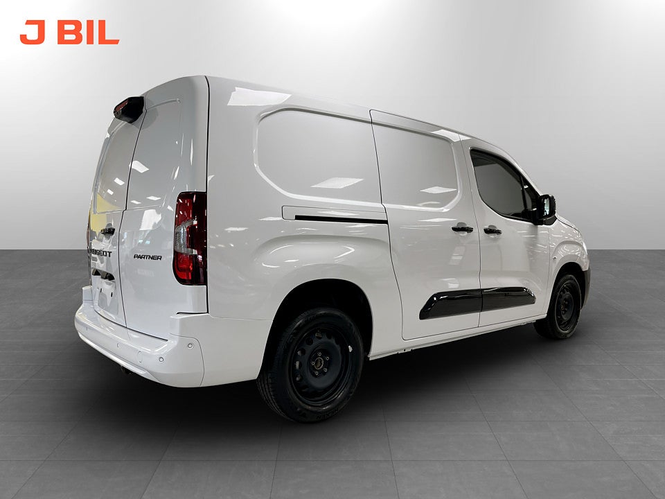 Bild på Peugeot Partner Plus 130hk Aut L2 - EDITION! SERVICE & V-HJUL INGÅR!