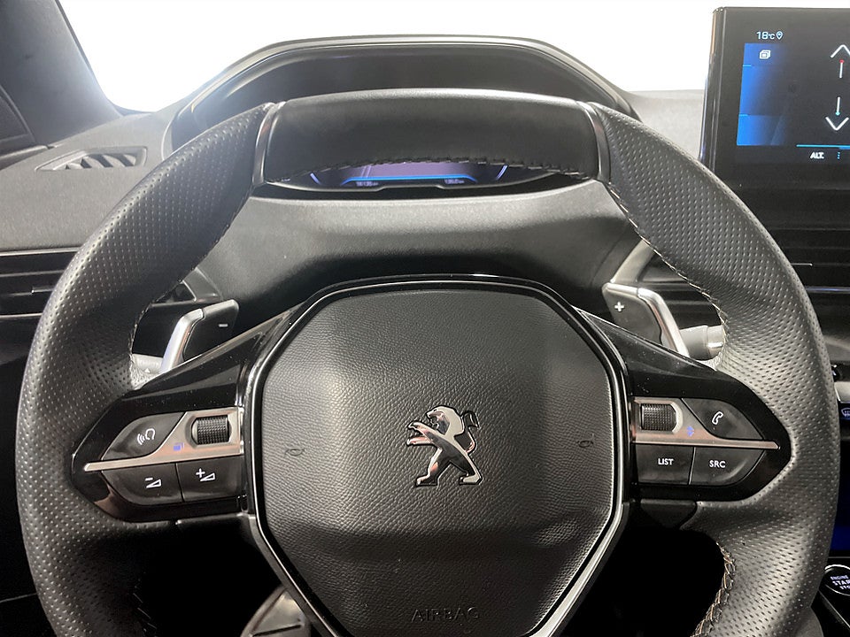 Bild på Peugeot 5008 GT 1.2 PT 130hk Aut 7-SITS B-KAMERA 