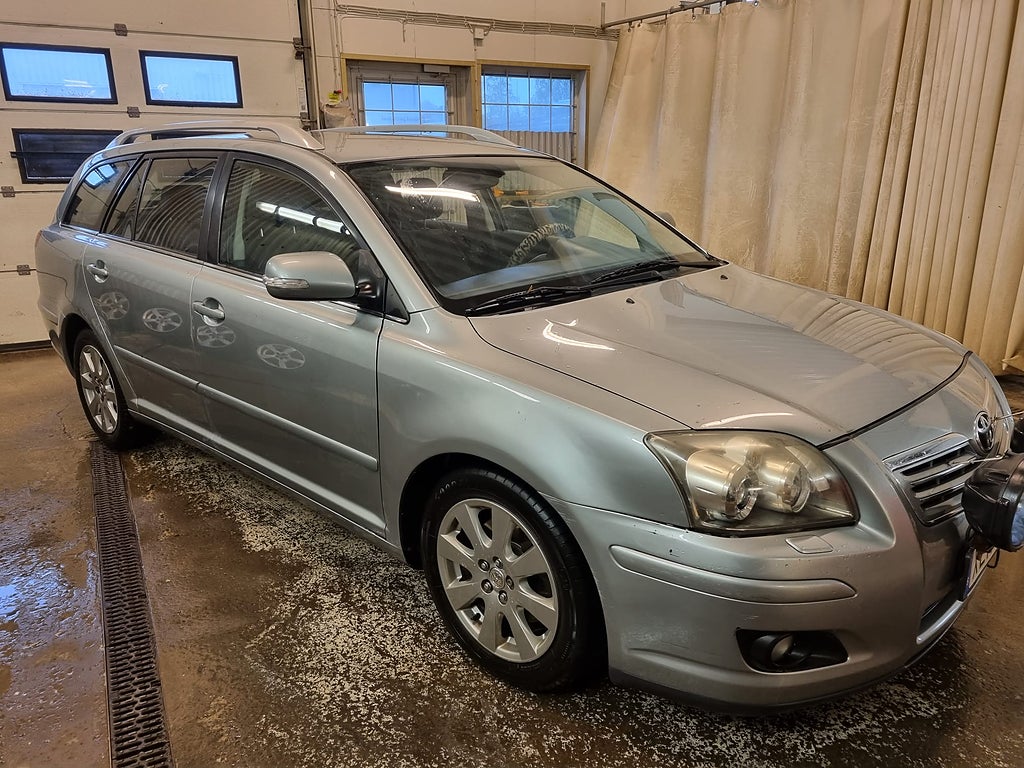 Toyota Avensis Kombi 2.0 D-4 VVT-i Euro 4 Superfin