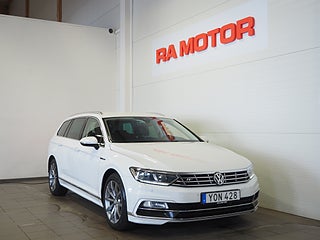 Kombi Volkswagen Passat 1 av 23