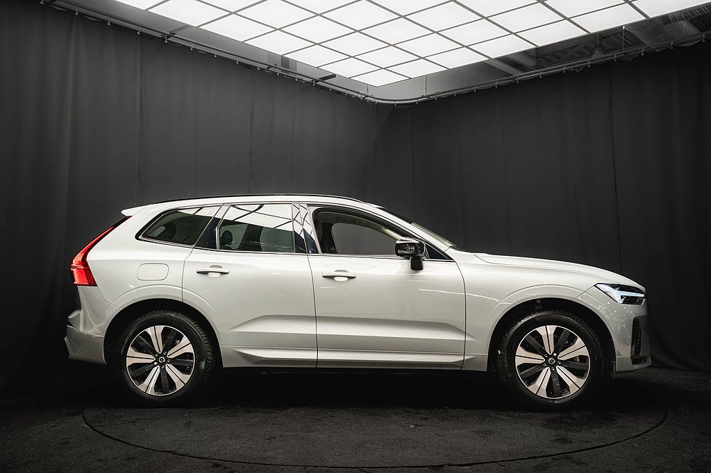 Volvo XC60 T6 AWD DARK PANO DRAG KAMERA 96.6%SoH 1-ÄGARE BLIS MOMS