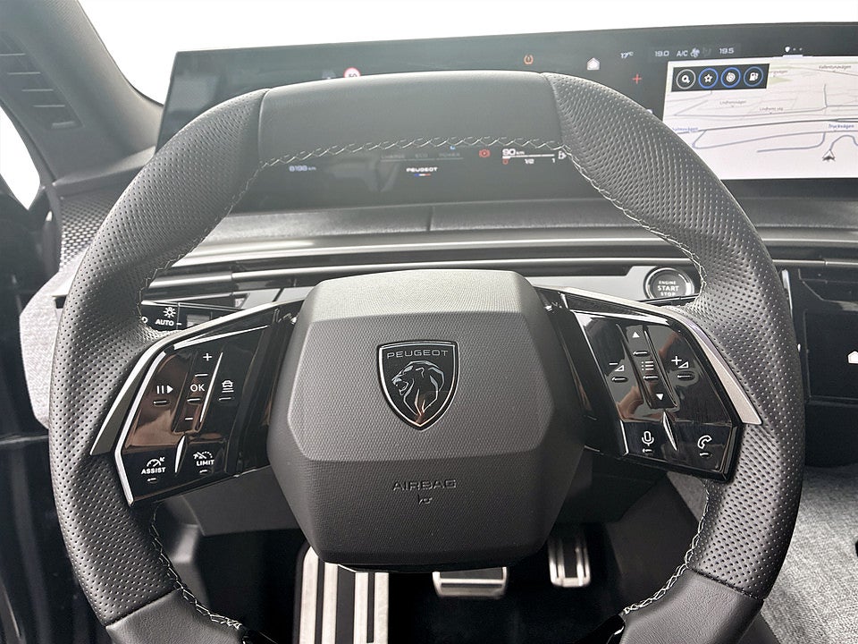 Bild på Peugeot 5008 GT Hybrid 145hk Aut 7-SITS B-KAMERA CARPLAY