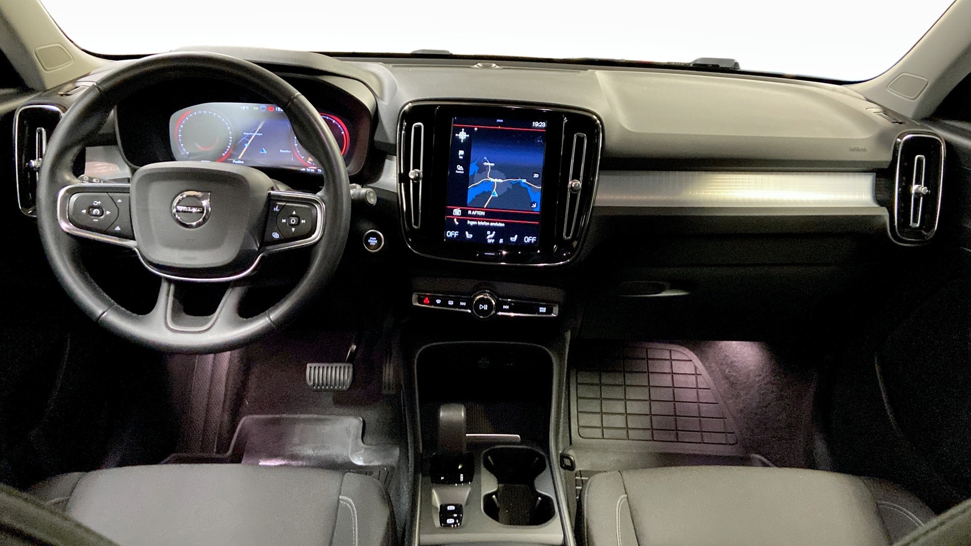 Volvo XC40 B4 2022, kuva 10/10