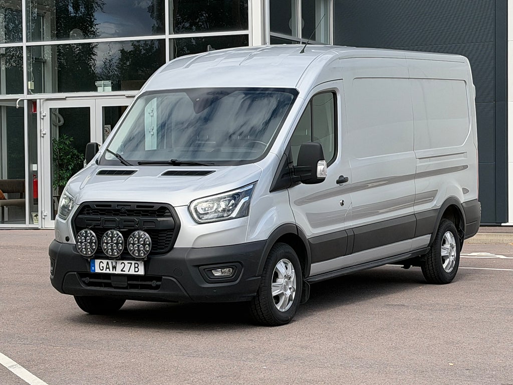 Ford transit 350 2.0 160hk/skåp/V-inredning/Momsbil/leasing 