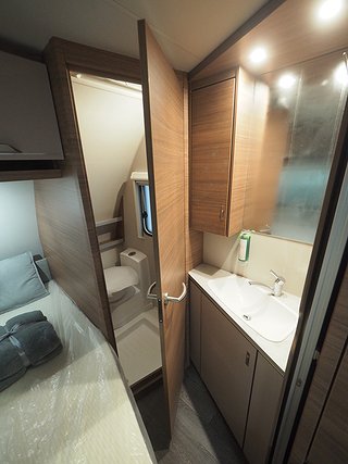 Husvagn, 1-axl Knaus Sport 540 FDK 10 av 18