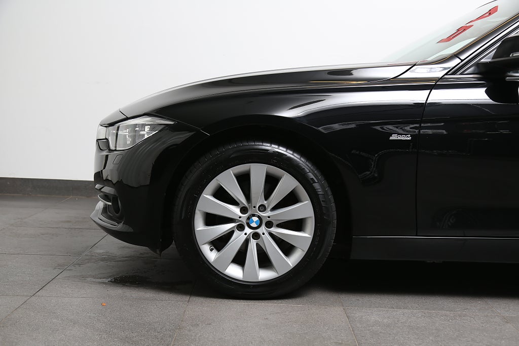 BMW 320D xDrive 190hk Sport line Aut Touring Drag | Navi |