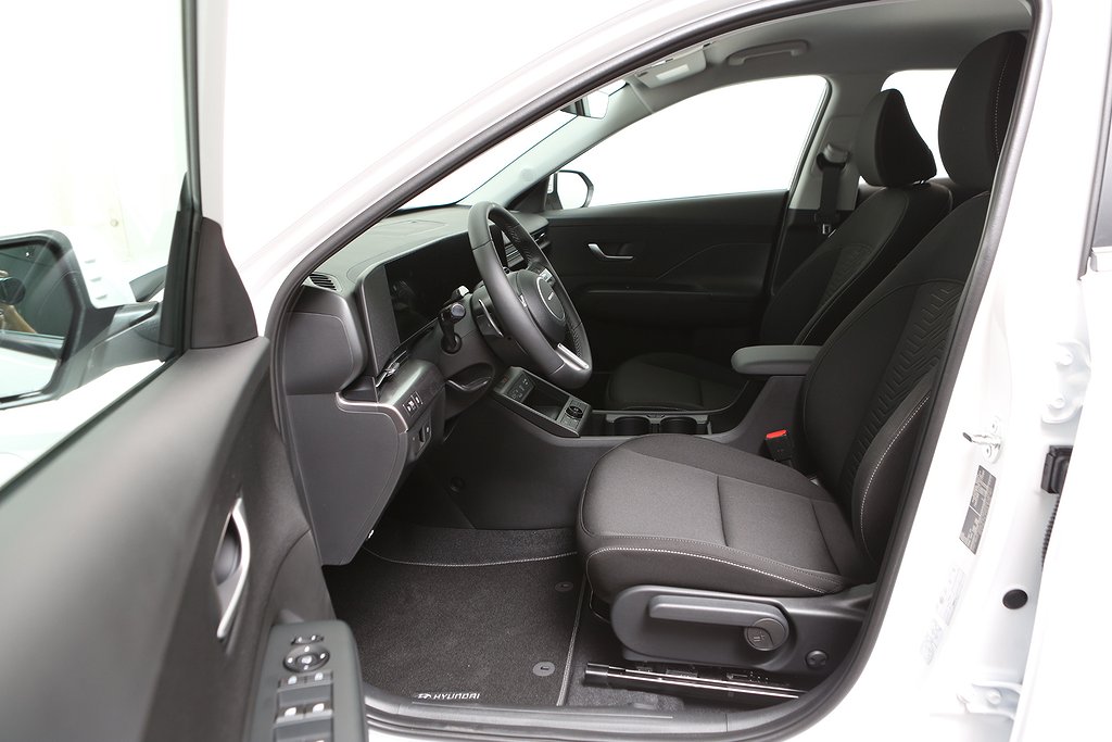 Hyundai Kona Electric 48kWh Essential - Business lease 2025