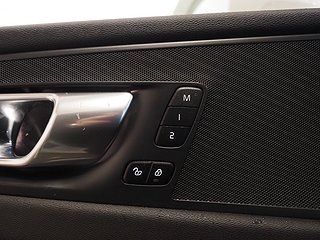 SUV Volvo XC60 19 av 26