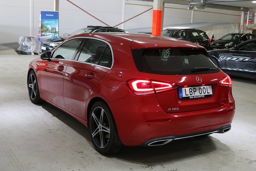 Mercedes-Benz A 2019 - miniatyr 4