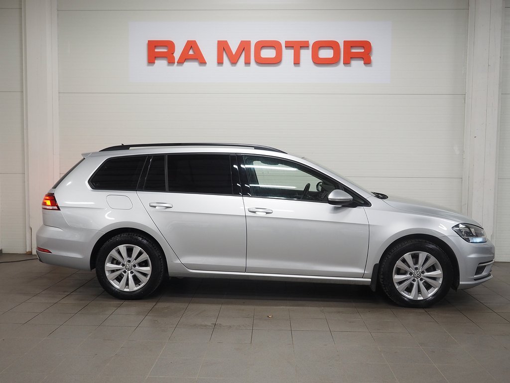 Volkswagen Golf SC 1.6 TDI 115hk DSG | Drag | Backkamera | 2019