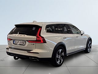 Volvo V60 Cross Country D4 AWD S&V-hjul/Carplay/H/K/Drag/Keyless/Elstolar – bild 6