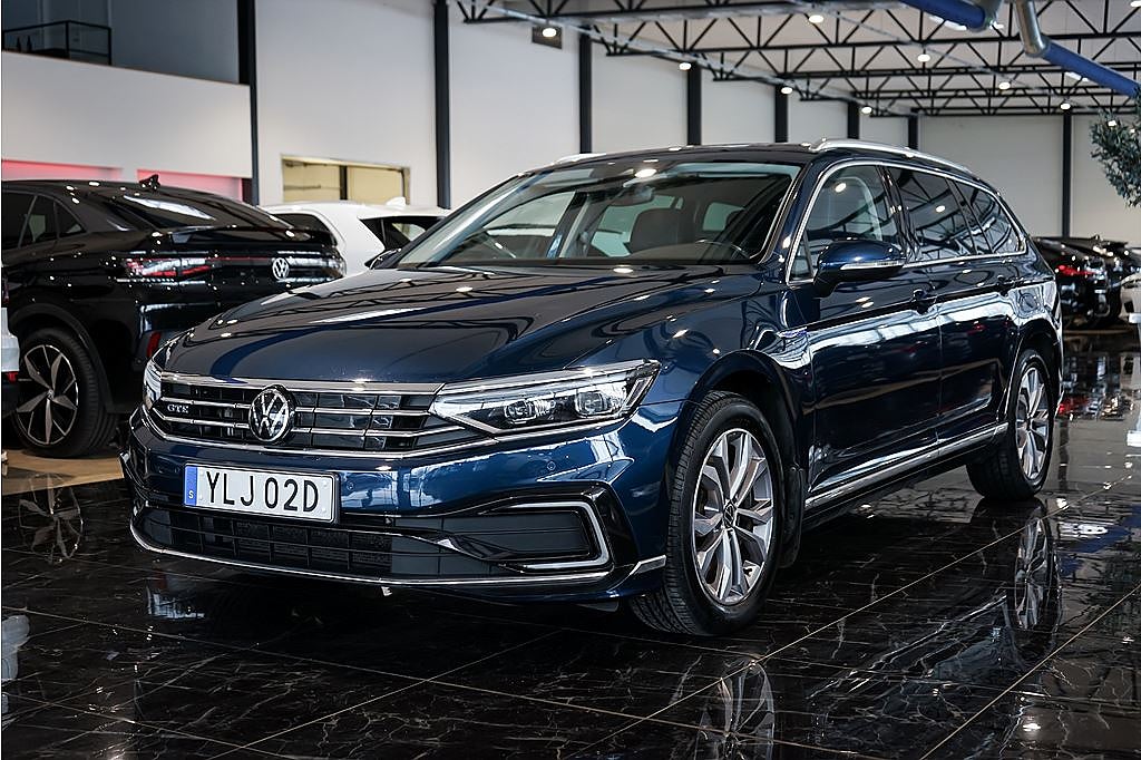 Volkswagen Passat Sportscombi GTE 1.4 TSI DSG LED Backkamera Adaptiv Farthållare