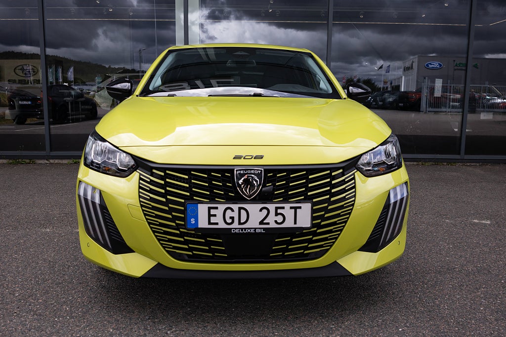 Peugeot 208 Allure HYBRID 100 hk Automat Navigation Adaptiv Farth.