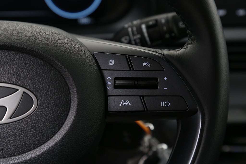 Hyundai i20 Essential 1.0 T-GDI 100HK AUT 2025