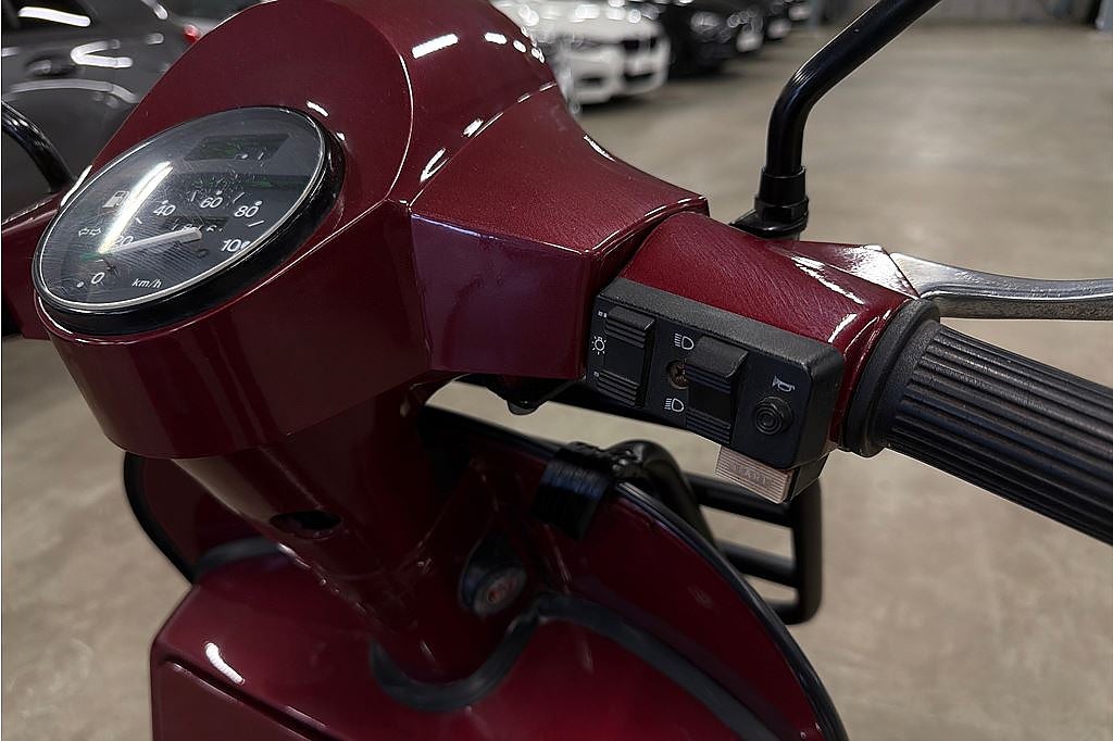 Piaggio Vespa PX 0.2 CVT, 12hk, 1993 UNIK