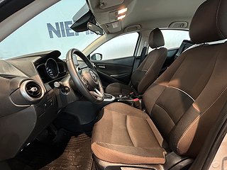 Mazda 2 1.5 Aut Psensorer/Värmare/10-ÅrsGaranti/Carplay