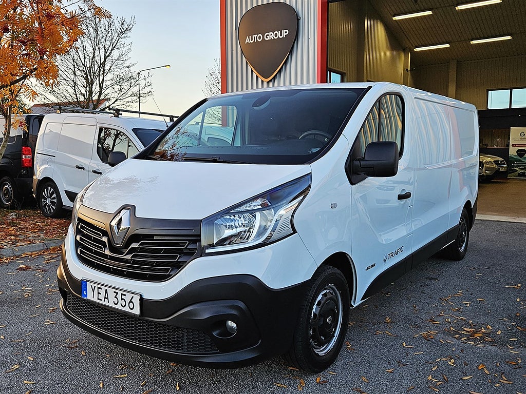 Renault Trafic Skåpbil 2.9t 1.6 dCi Manuell, 115hk L2 Nybesiktad Dragkrok
