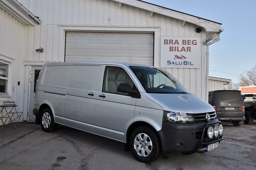 Volkswagen Transporter T30 2.0 TDI 4M Lång Dubbla skjutdörrar Värmare 3-sits