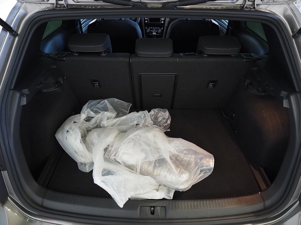 Volkswagen Golf 3-dörrars R 2.0 TSI 300hk 4Motion Manuell | Dynaudio | 2016