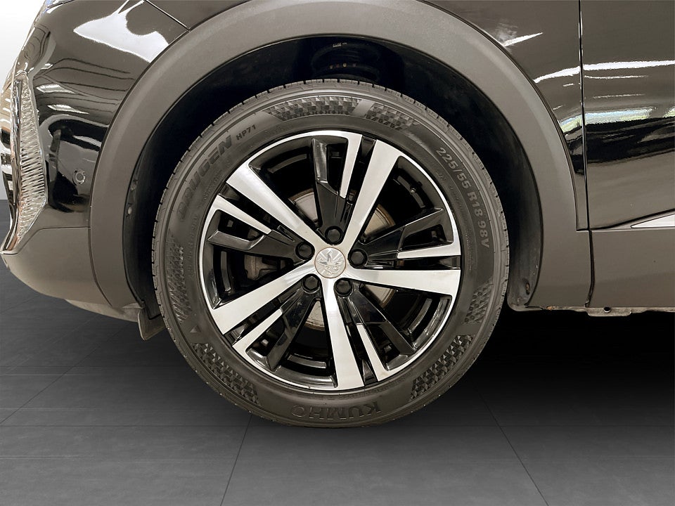 Bild på Peugeot 5008 GT 1.2 PT 130hk Aut 7-SITS B-KAMERA NAVI