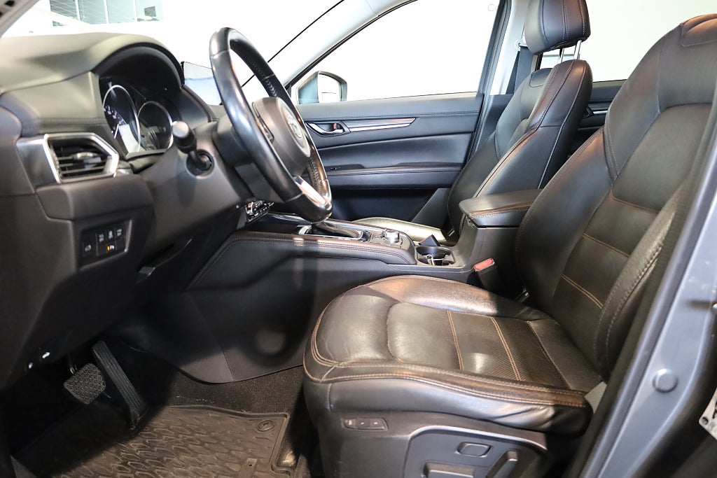 Mazda CX-5 2.5 SKYACTIV-G AWD Drag Värmare Bose Navi Kamera 2018