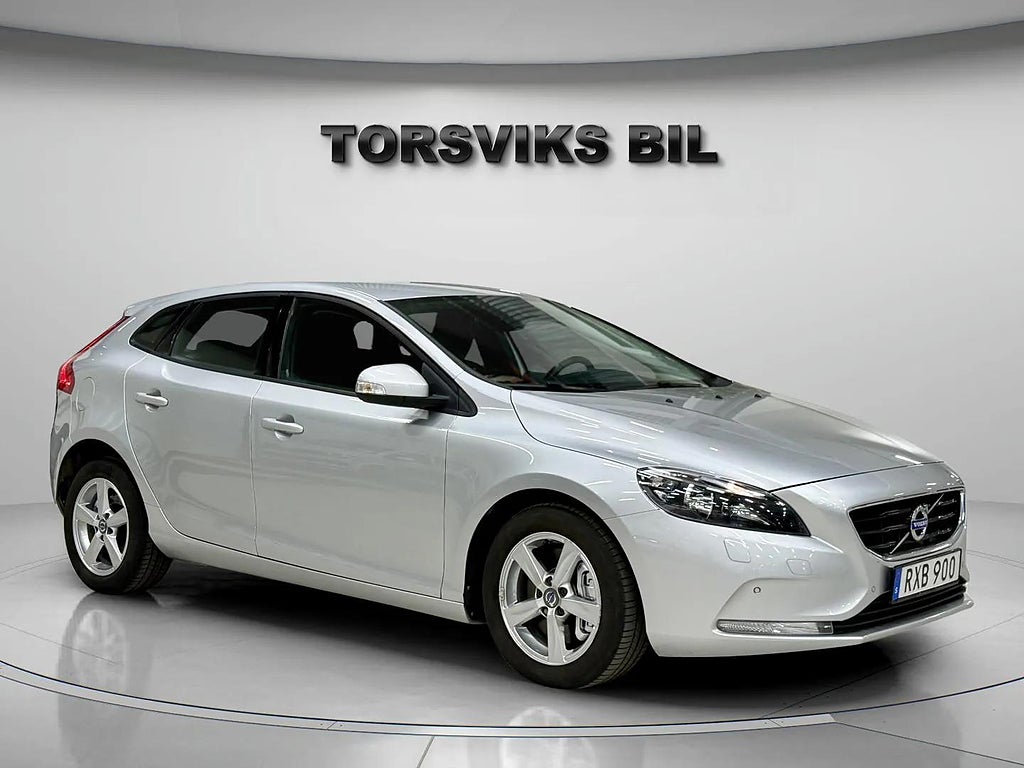 Volvo V40 D2 Geartronic Kinetic/Ny Kamrem 11600 mil 2 Ägare - miniatyr 8