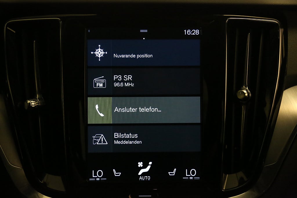 Volvo V60 D3 150hk Momentum Edition Aut Navi VOC Drag 2019
