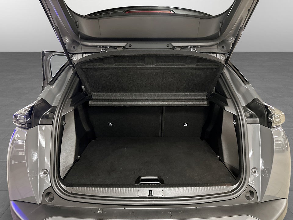 Bild på Peugeot 2008 GT 1.2 PT 130hk Aut B-KAMERA CARPLAY