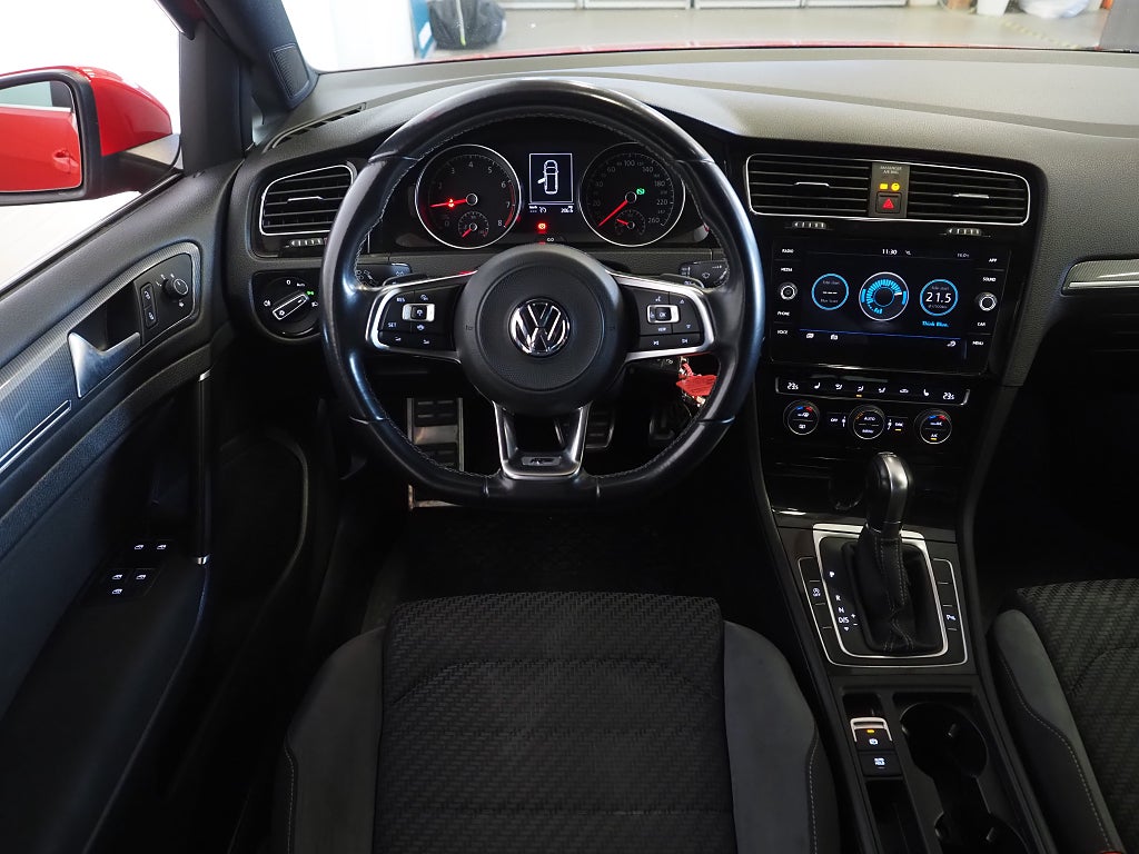 Volkswagen Golf SC 1.5 TSI 150hk DSG R-Line | Pluspaket |