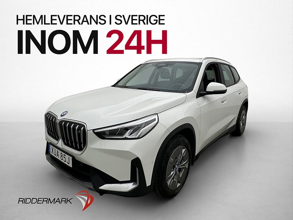 BMW iX1 xDrive30 Kamera Widescreen CarPlay Dragkrok MOMS