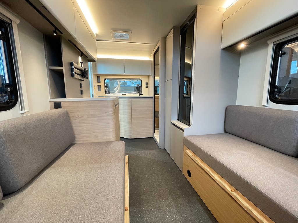 Adria Action 391 LH /B-körkort/1150kg/Långbäddar/Golvvärme - Adria