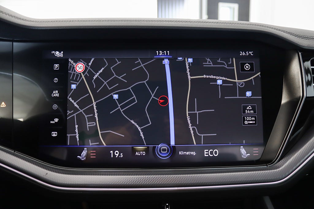 Volkswagen Touareg R eHybrid MOMS Innovation Luftfjädring Dynaudio HuD