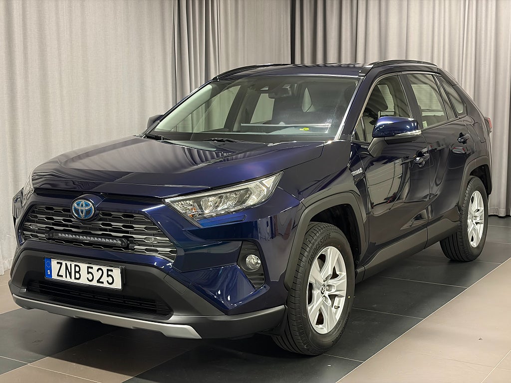 Toyota RAV4 Hybrid AWD-i Active komfortpaket Inkl. Dragkrok