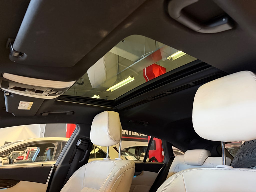 Mercedes-Benz CLS 2015 - miniatyr 22