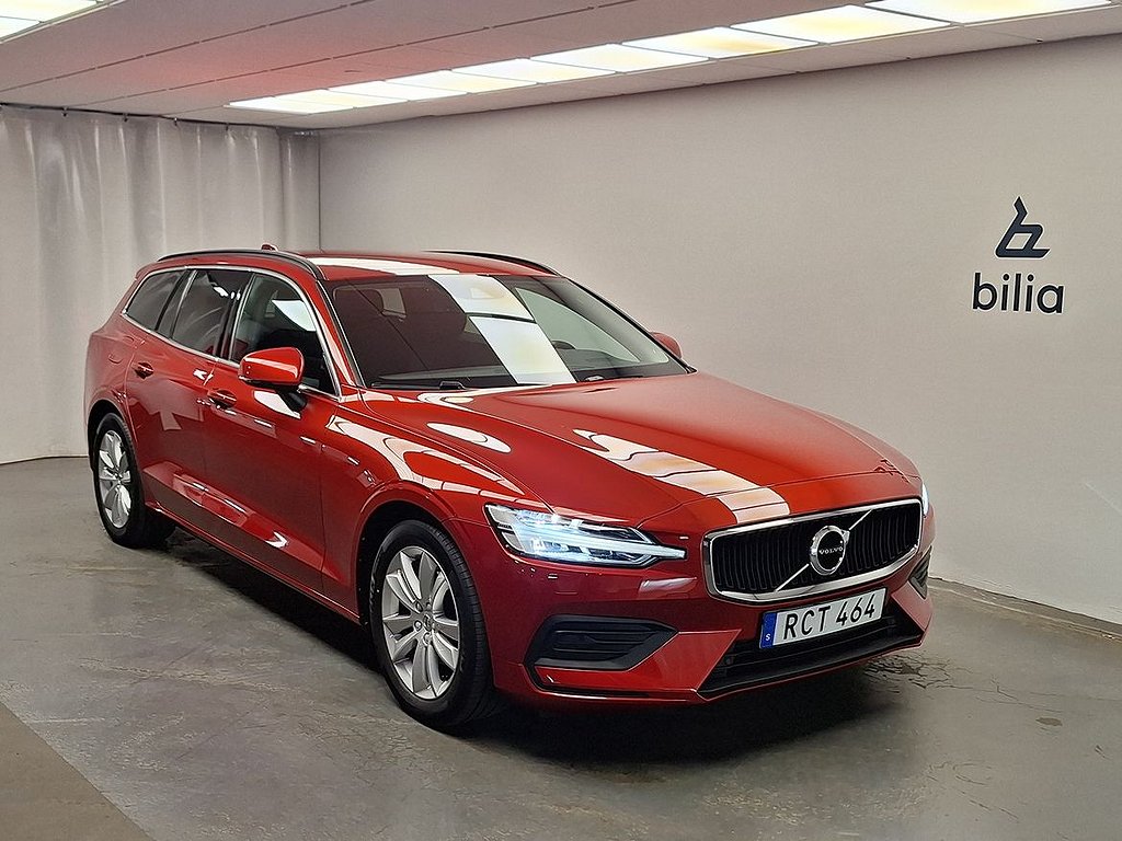 Volvo V60 B4 Diesel Mom Adv Navi Pro / Värmare / DRAG / on call