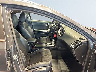 Kia Ceed Sportswagon 1.4 T-GDI Backkamera Rattvärme Mvärme S&V – bild 10