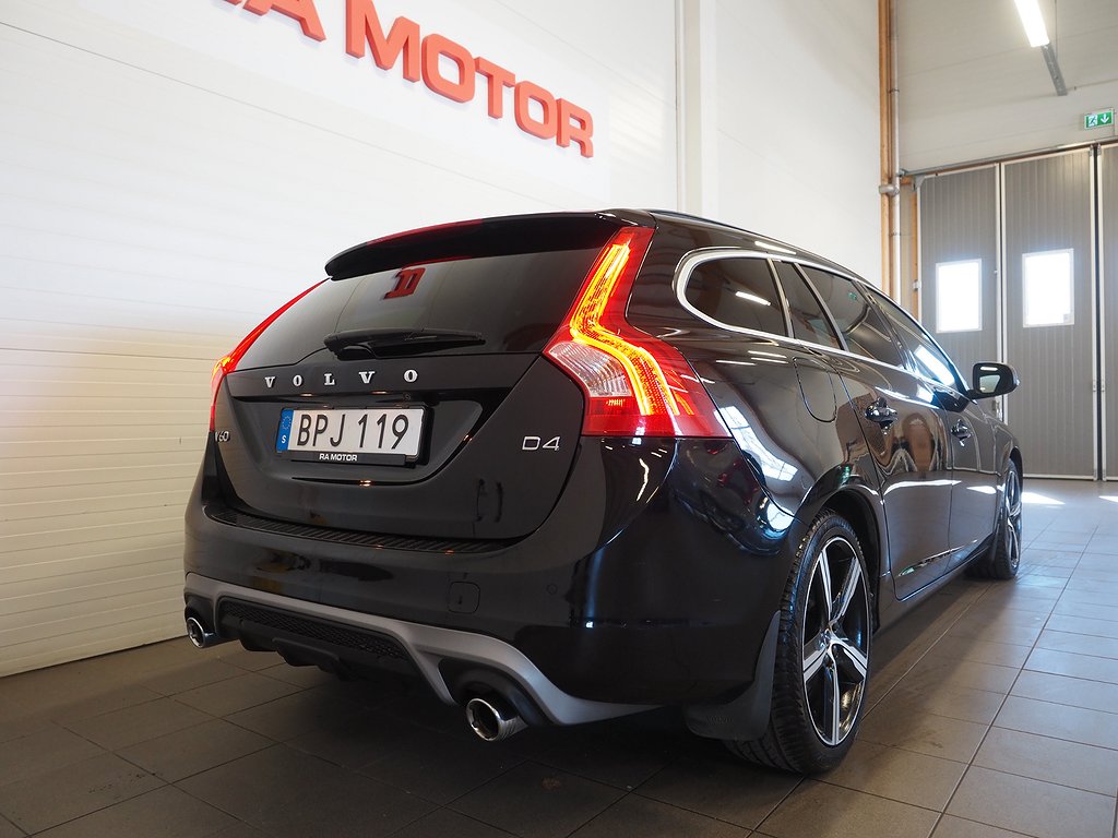 Volvo V60 D4 190hk Geartronic R-Design |Drag|Navi|Kamera| 2017