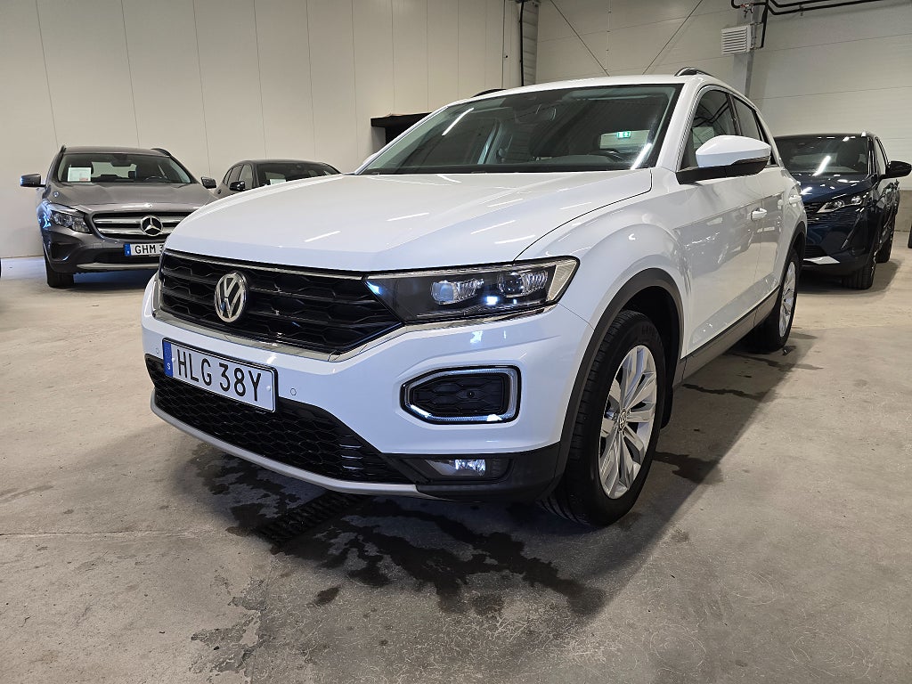 Volkswagen T-Roc 1.5 TSI ACT OPF Base *Automat *Elbaklucka *V-hjul