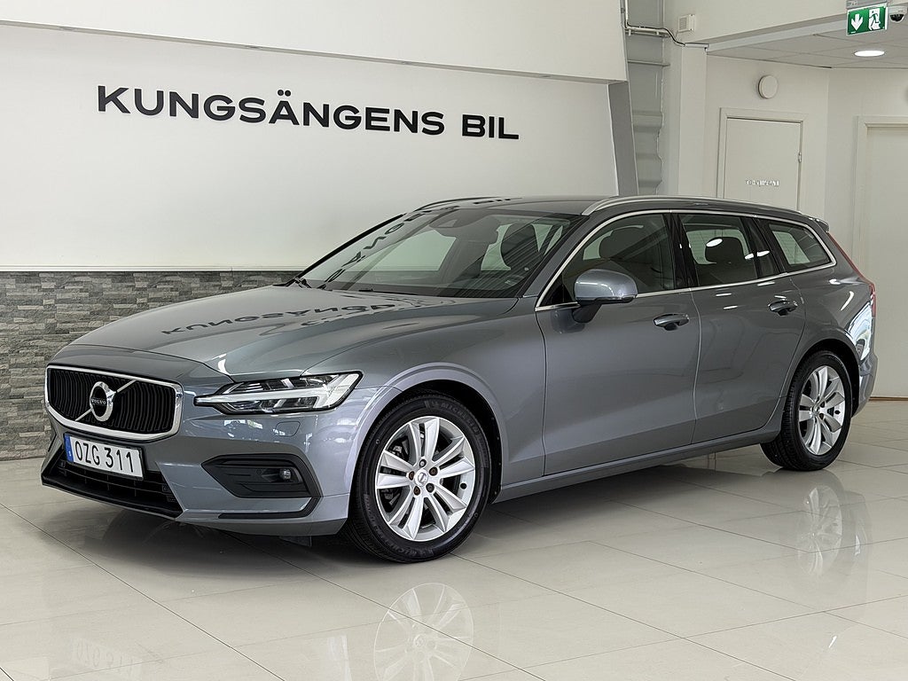 Volvo V60 D3 Momentum Navi CarPlay VOC EU6 150hk Kamera Drag