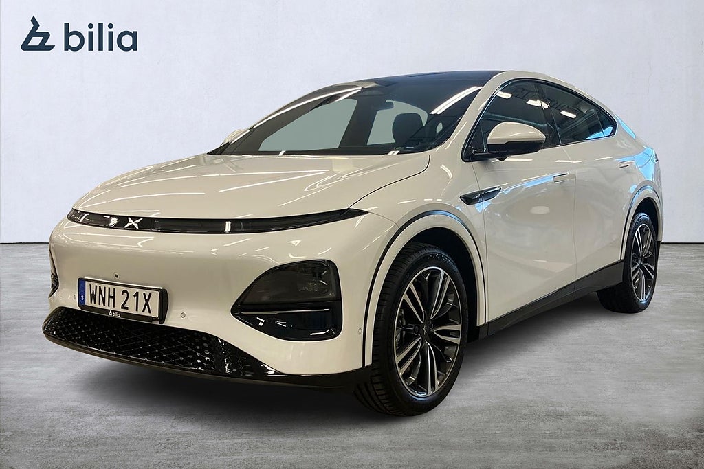 XPENG G6 Standard Range RWD, Panorama, Navigation,  Massage