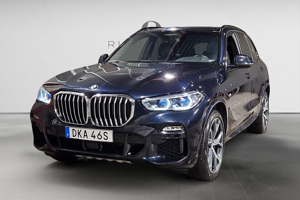 BMW X5 xDrive30d 265 HK AUT M-SPORT DRAG D-VÄRM H/K HUD 360°